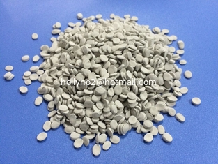Chine Masterbatch de sécheur pour absorber l'eau dans le matériau de recyclage PE-300 fournisseur
